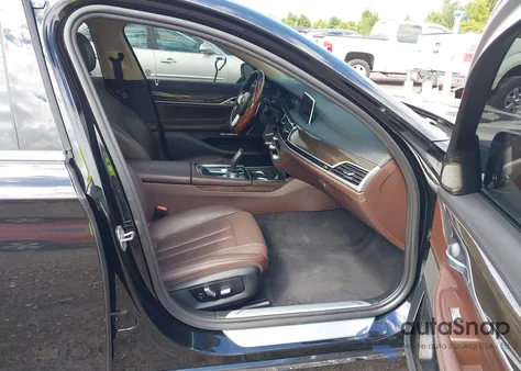 2018 BMW 740I xDrive z USA, uszkodzony, nr VIN WBA7E4C58JGV28096